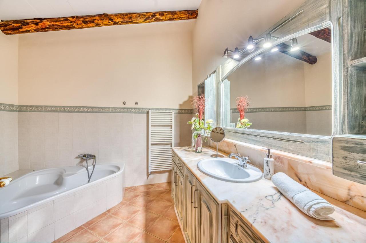 Finca Vela Муро Экстерьер фото